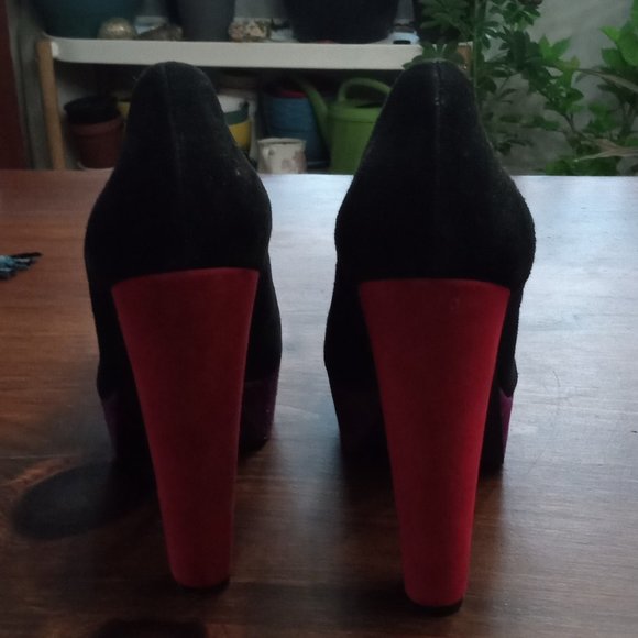 Guess Suede Color-block Platform Heels - Picture 4 of 5